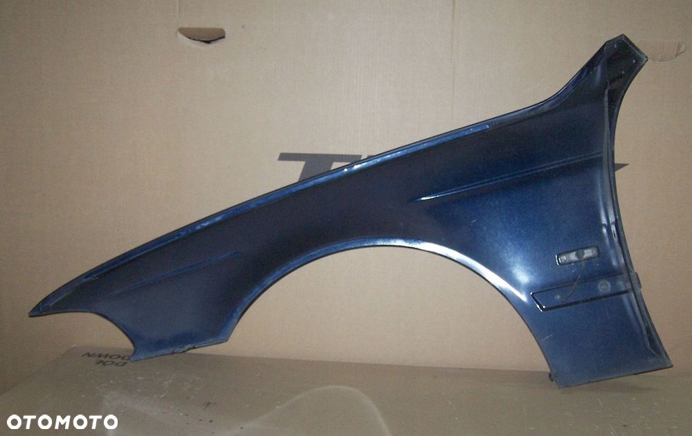 BMW 5 E39 BŁOTNIK PRAWY - 4