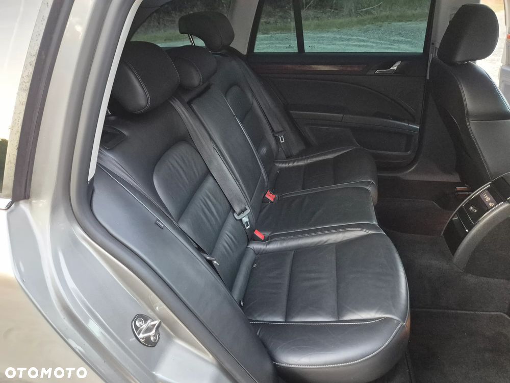 Skoda Superb 1.8 TSI Elegance - 28