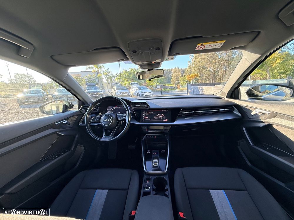 Audi A3 Sportback 30 TDI S line S tronic - 42