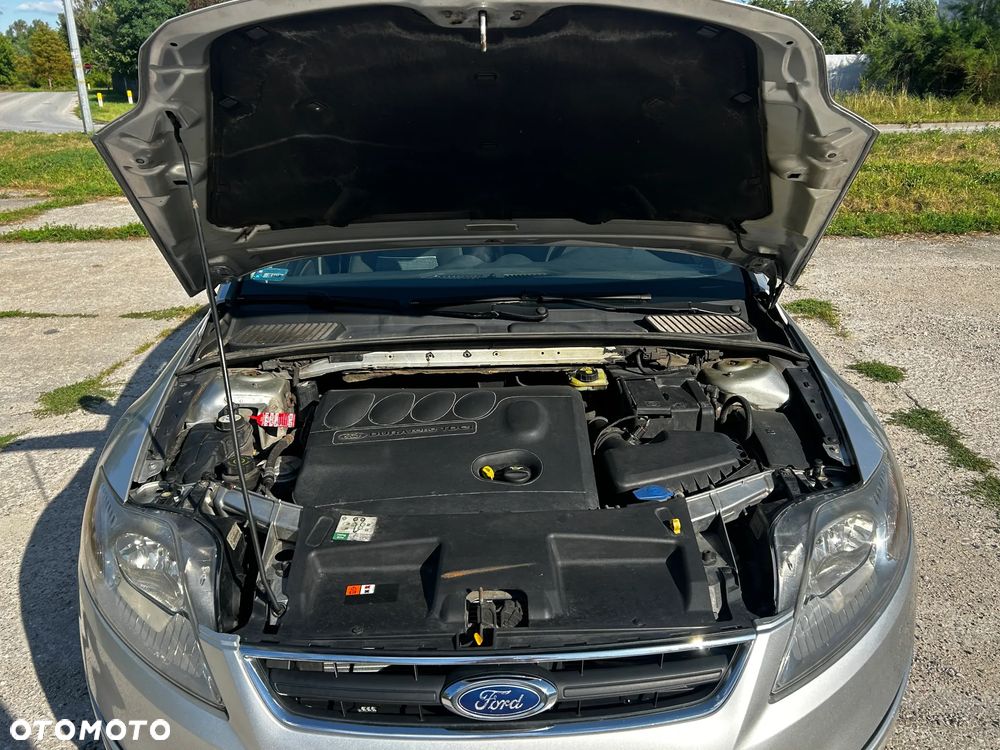 Ford Mondeo 2.0 TDCi Ambiente - 26