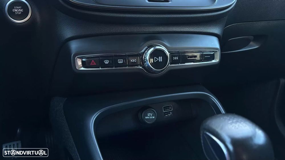 Volvo XC 40 1.5 T2 Essential - 32