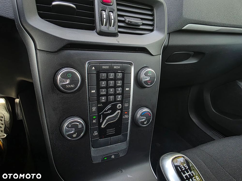 Volvo V40 T3 Drive-E Kinetic - 18