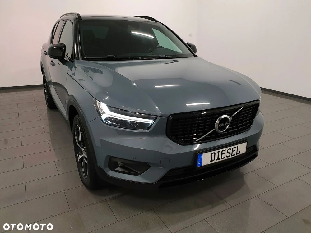 Volvo XC 40 D3 SCR R-Design - 35
