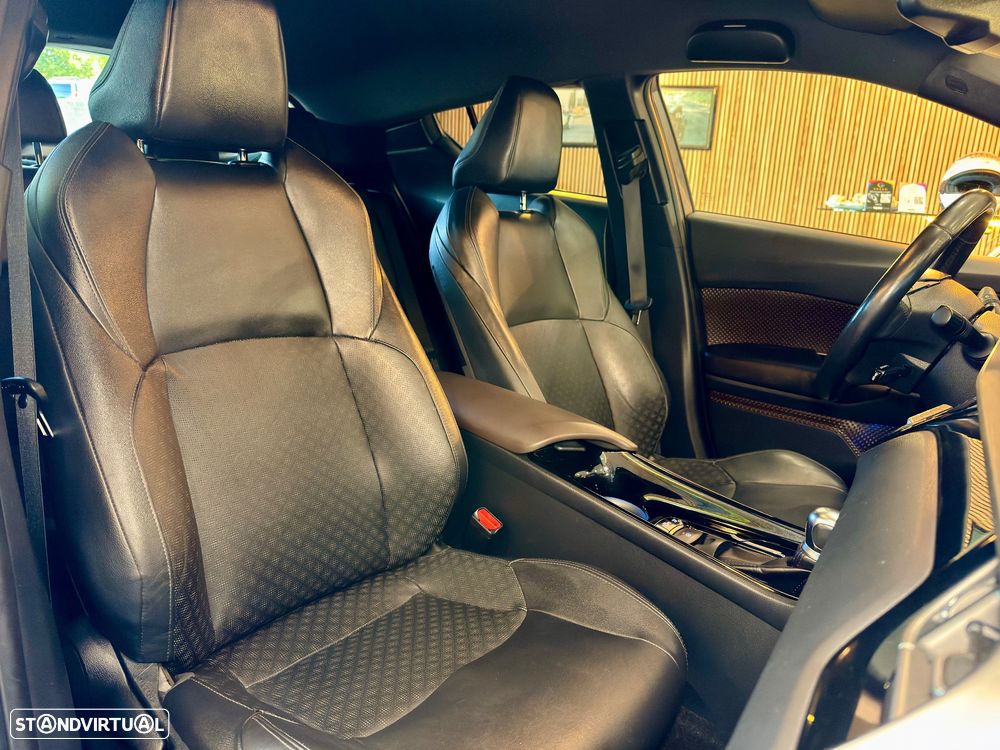 Toyota C-HR 1.8 Hybrid Exclusive+P.Luxury - 7