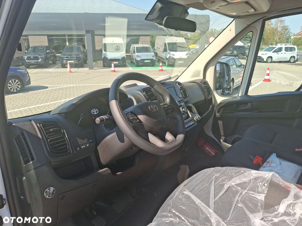 Toyota Proace Max - 8