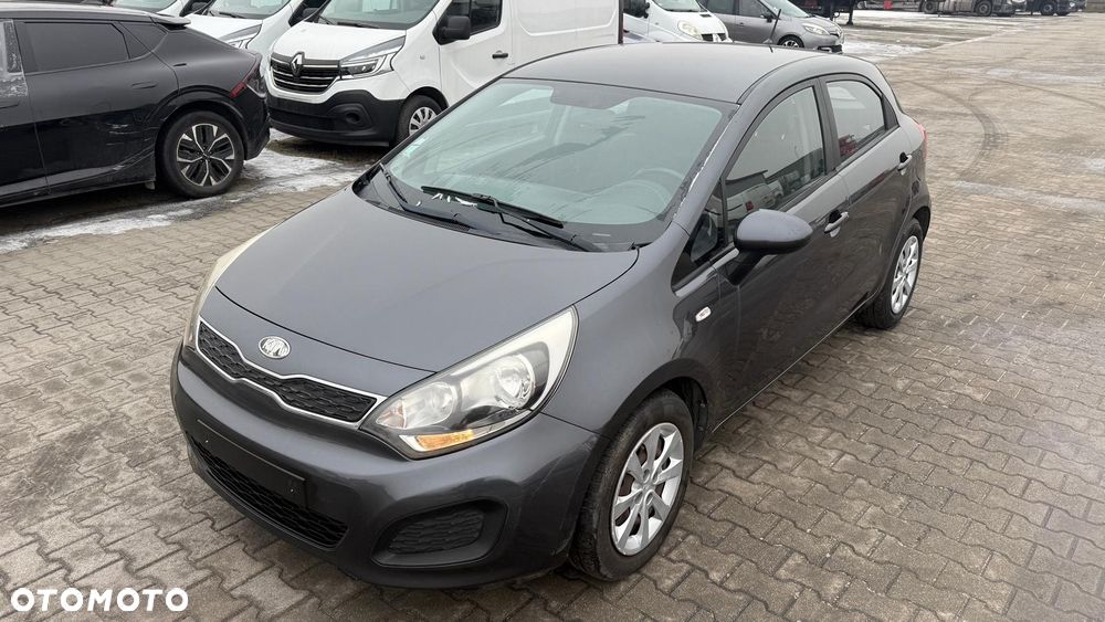 Kia Rio 1.1 CRDI Dream-Team Edition - 2