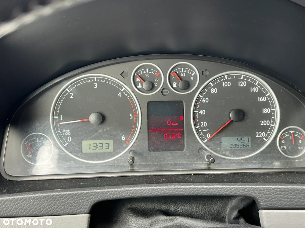 Volkswagen Multivan L1 Highline 4Motion - 22