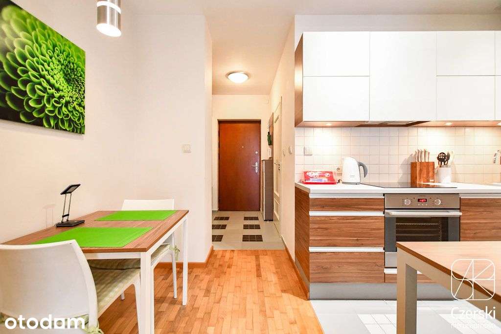 Kawalerka z klimatyzacją i balkonem przy Błoniach