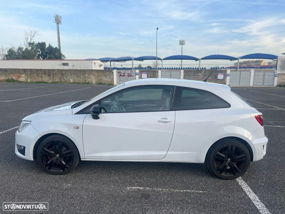 SEAT Ibiza SC 1.4 TSI DSG Cupra - 2
