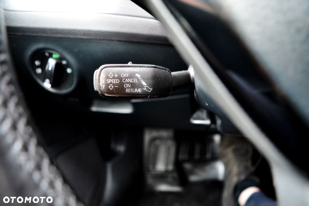 Skoda Superb 2.0 TDI DSG Active - 18