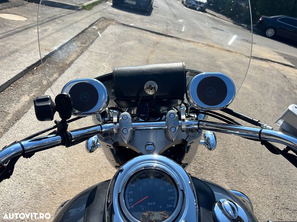 Suzuki Boulevard C109RT - 14