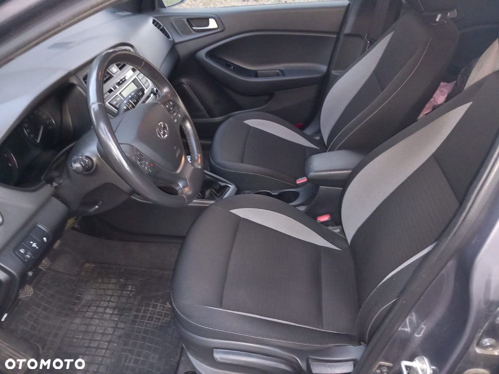 Hyundai i20 1.2 BlueDrive Elegant - 11