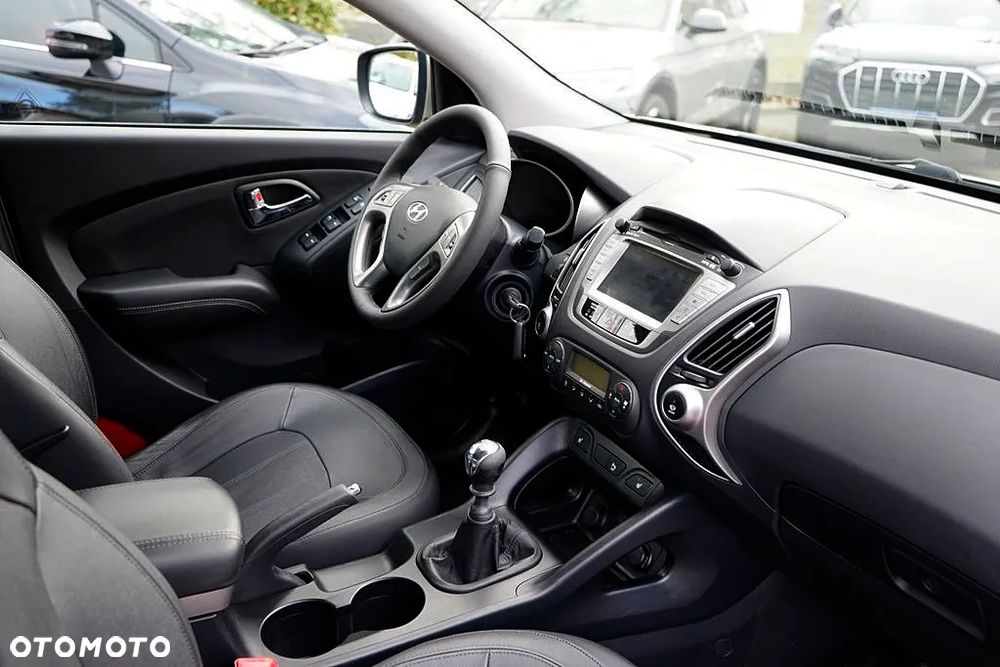 Hyundai ix35 - 11