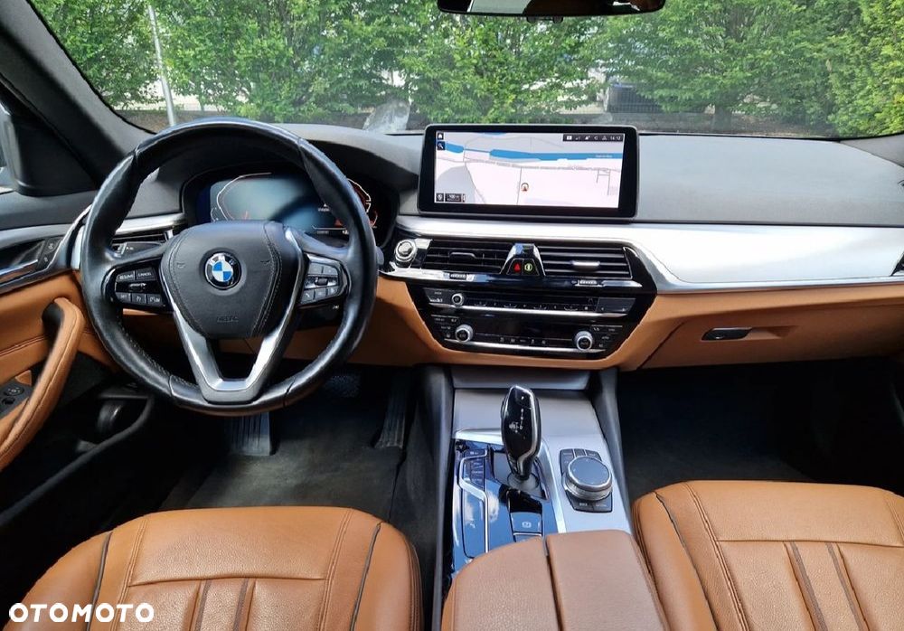 BMW Seria 5 518d - 7