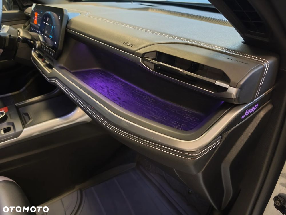 Jeep Compass 1.2 T3 mHEV First Edition FWD DCT - 16