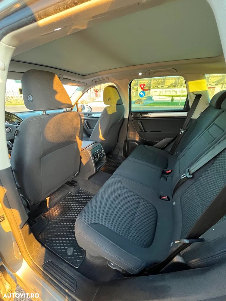 Volkswagen Touareg - 10