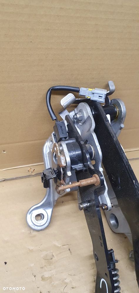 Pedały pedał hamulca sprzęgła Citroen C5 III 9663998580 - 4