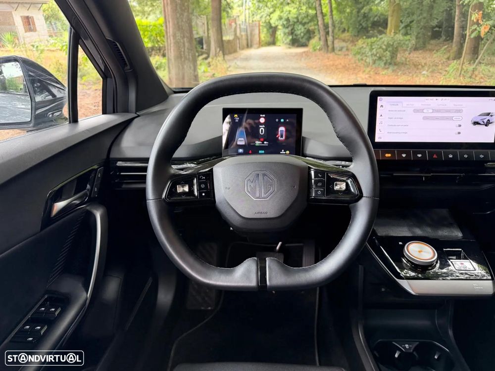 MG MG4 77 kWh Extended Range Luxury - 13