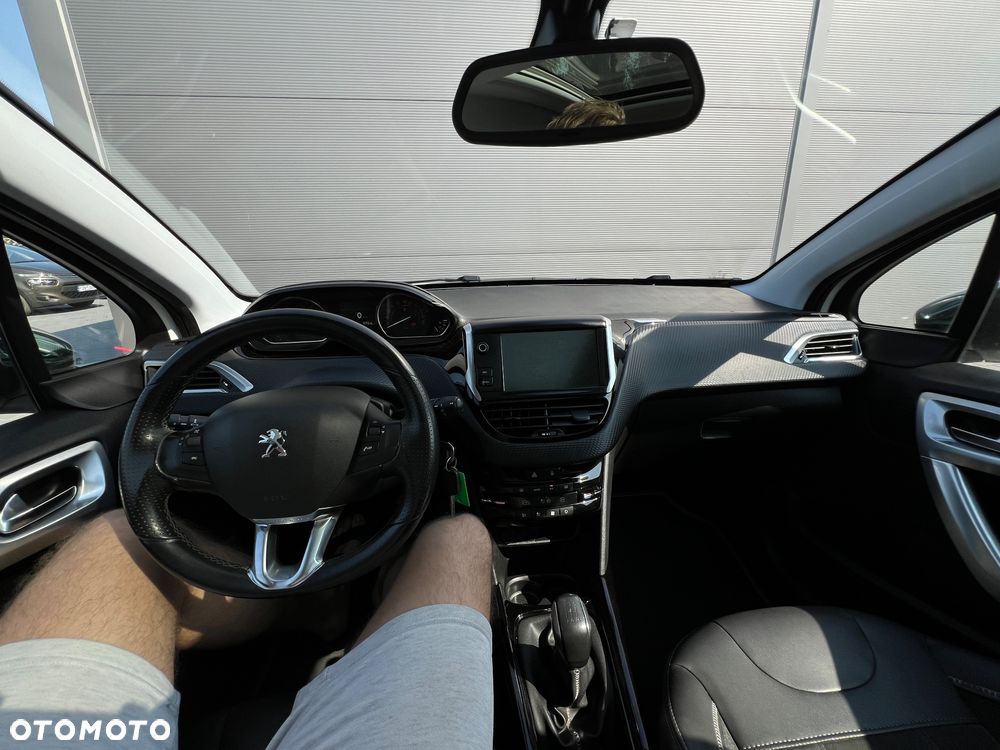 Peugeot 2008 PureTech 110 Stop&Start Crossway - 23