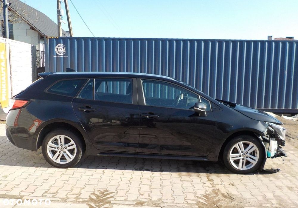 Toyota Corolla - 12