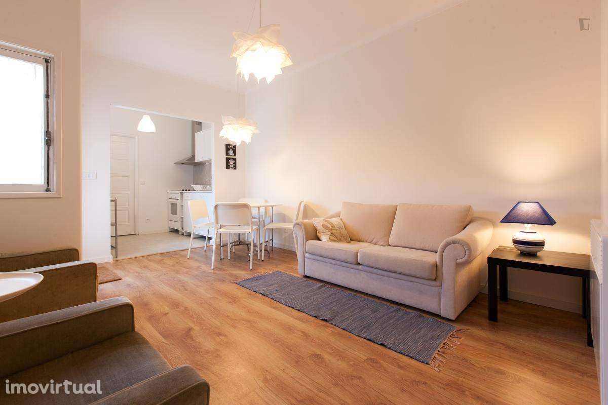 Quarto - localizado em Cedofeita Porto - Grande imagem: 4/31