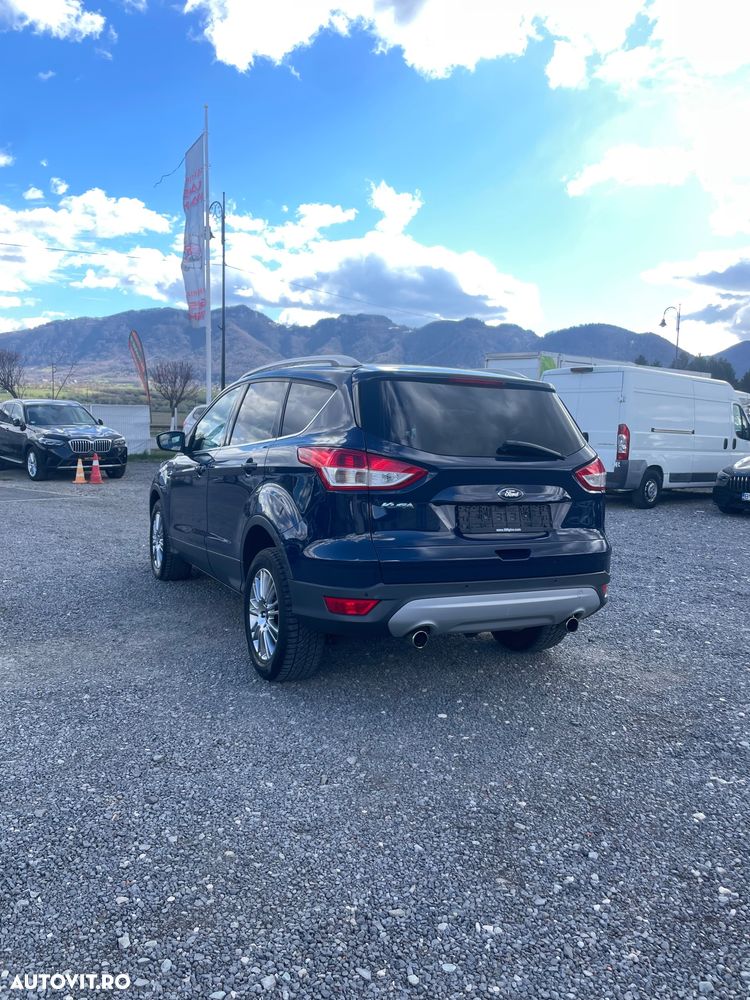 Ford Kuga 2.0 TDCi 4x4 Aut. Titanium - 12