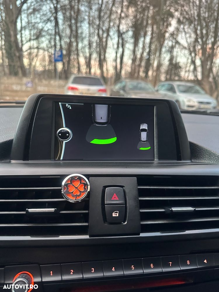 BMW Seria 1 116i Sport Line - 10