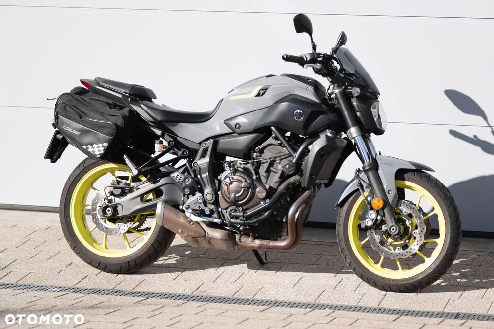 Yamaha MT - 1