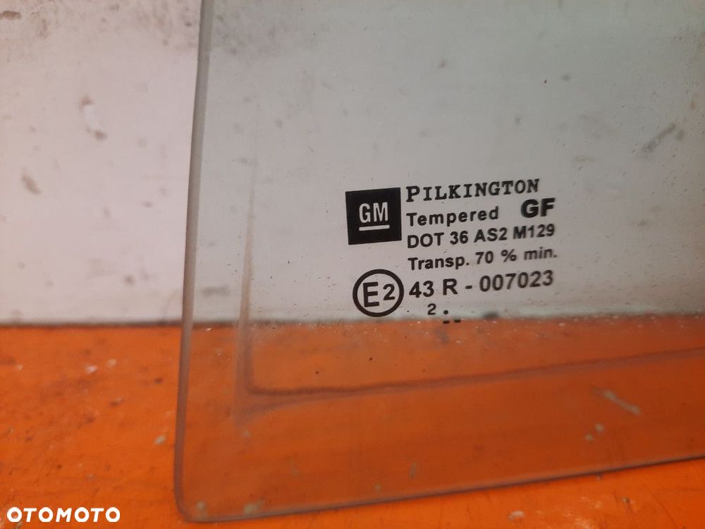 OPEL VECTRA C 02-05 SZYBA KAROSERYJNA TYŁ PRAWA 43R-007023 Z157 - 2