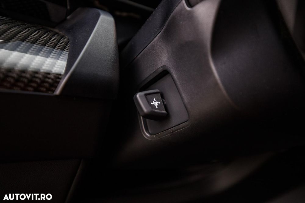 BMW Seria 5 520d xDrive AT MHEV - 28