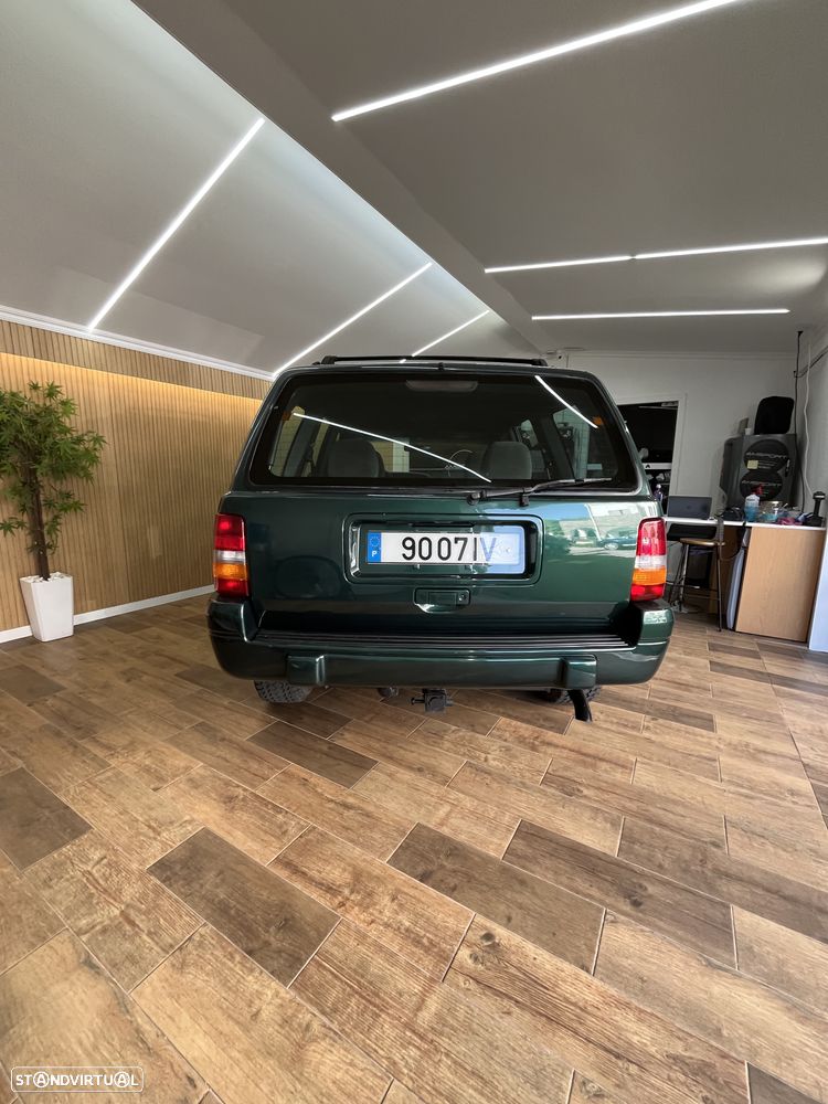 Jeep Grand Cherokee 2.5 TD Laredo - 60