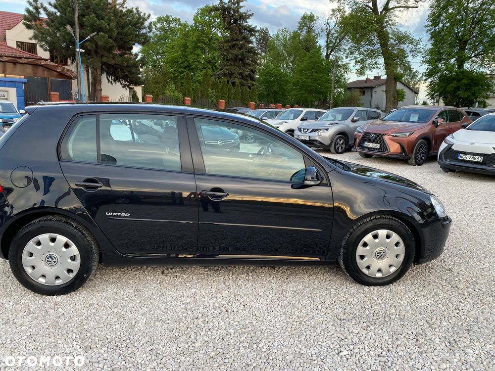 Volkswagen Golf 1.6 United - 12