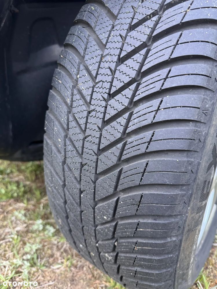 Land Rover Freelander I6 HSE - 11