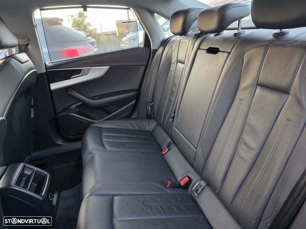 Audi A4 2.0 TDI Advance S tronic - 8