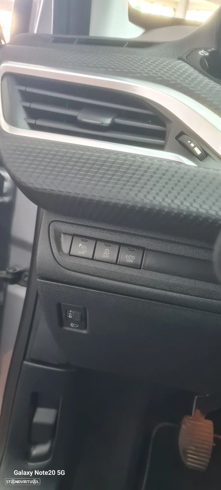 Peugeot 2008 BlueHDi 100 STOP & START Allure - 23