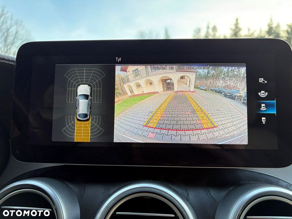 Mercedes-Benz GLC - 26