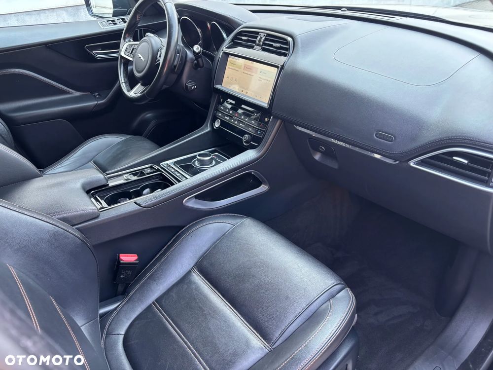 Jaguar F-Pace 2.0 i4D AWD Prestige - 7
