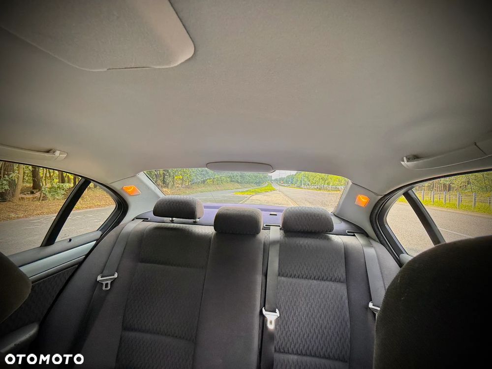 BMW Seria 3 - 21