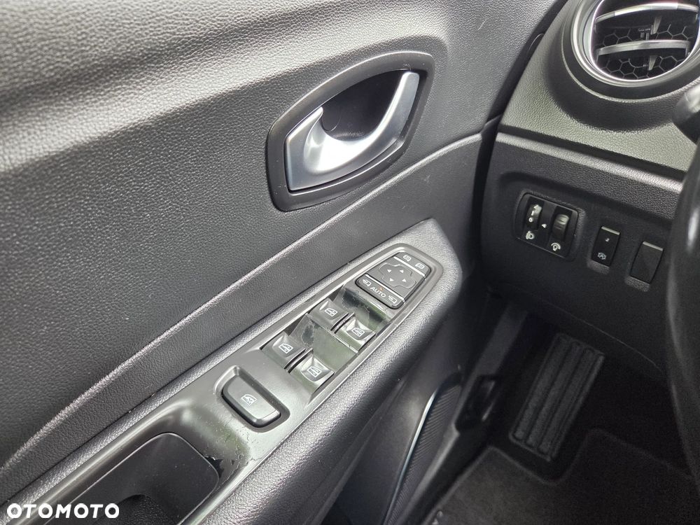 Renault Captur ENERGY TCe 120 EDC Intens - 20