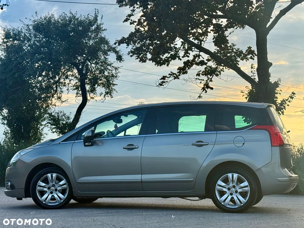 Peugeot 5008 1.6 HDi Premium - 10