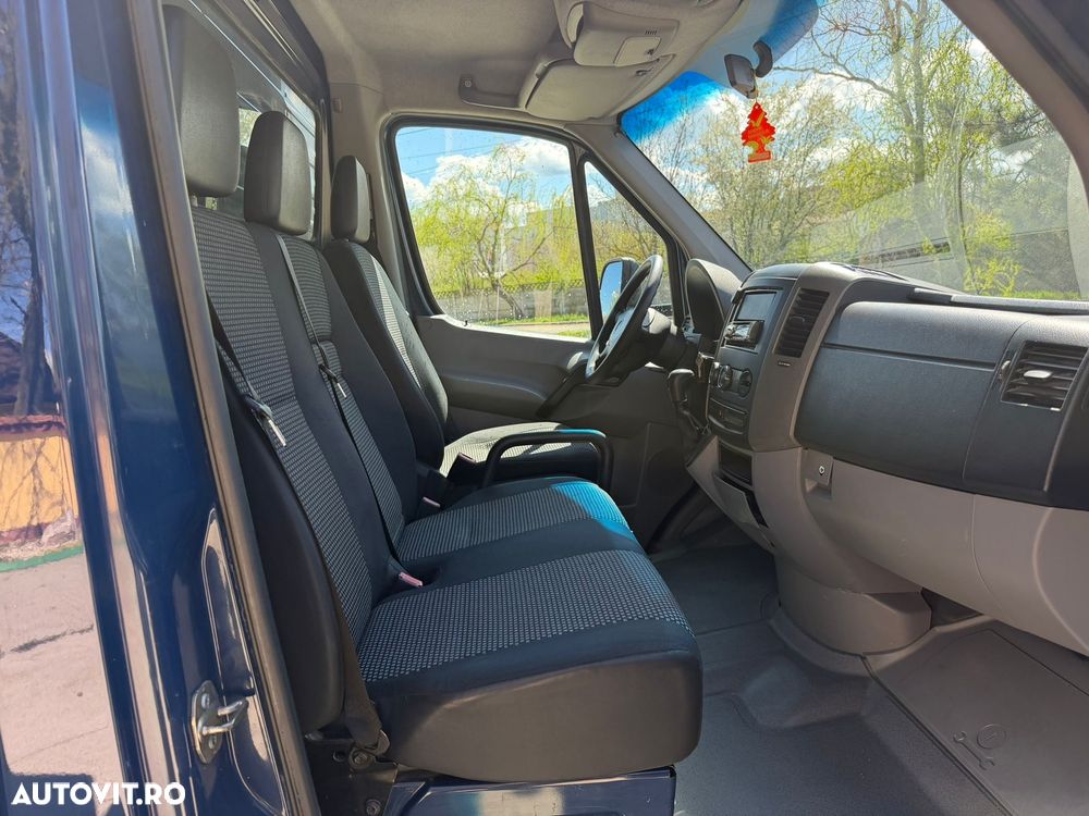 Mercedes-Benz Sprinter 318 - 17