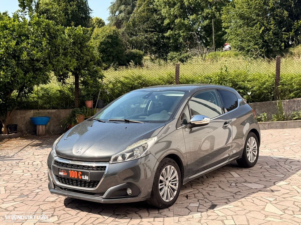 Peugeot 208 1.2 PureTech Allure - 35
