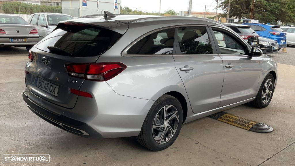 Hyundai i30 SW 1.0 T-GDi Style Plus - 10