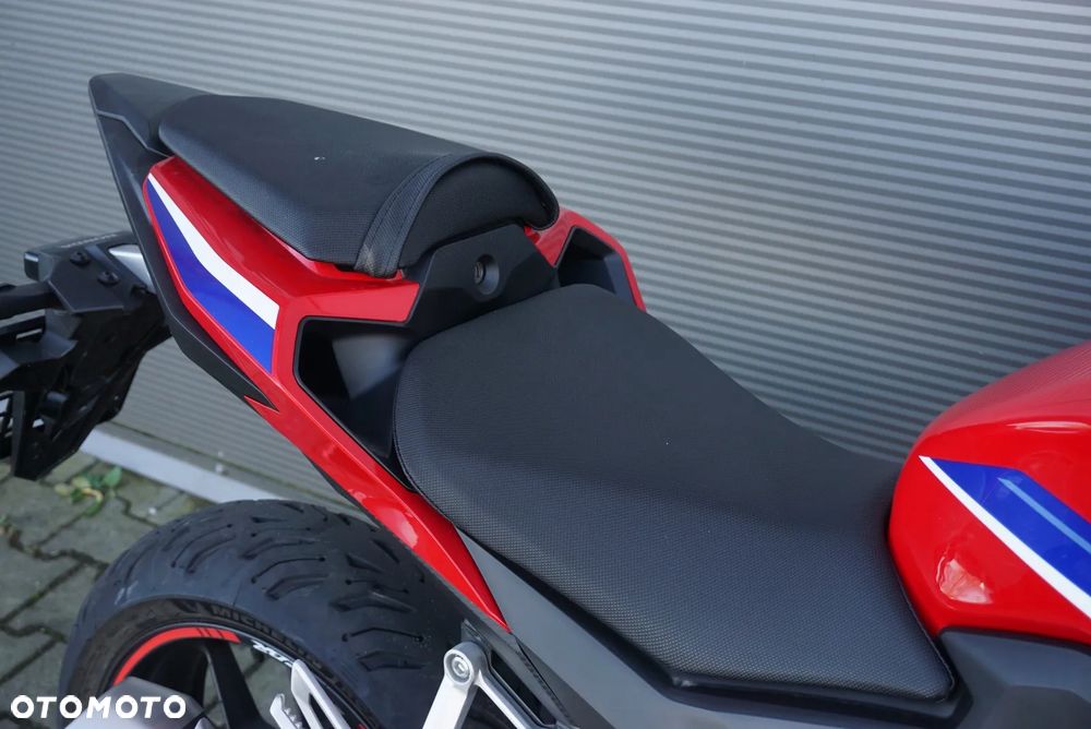 Honda CBR - 7