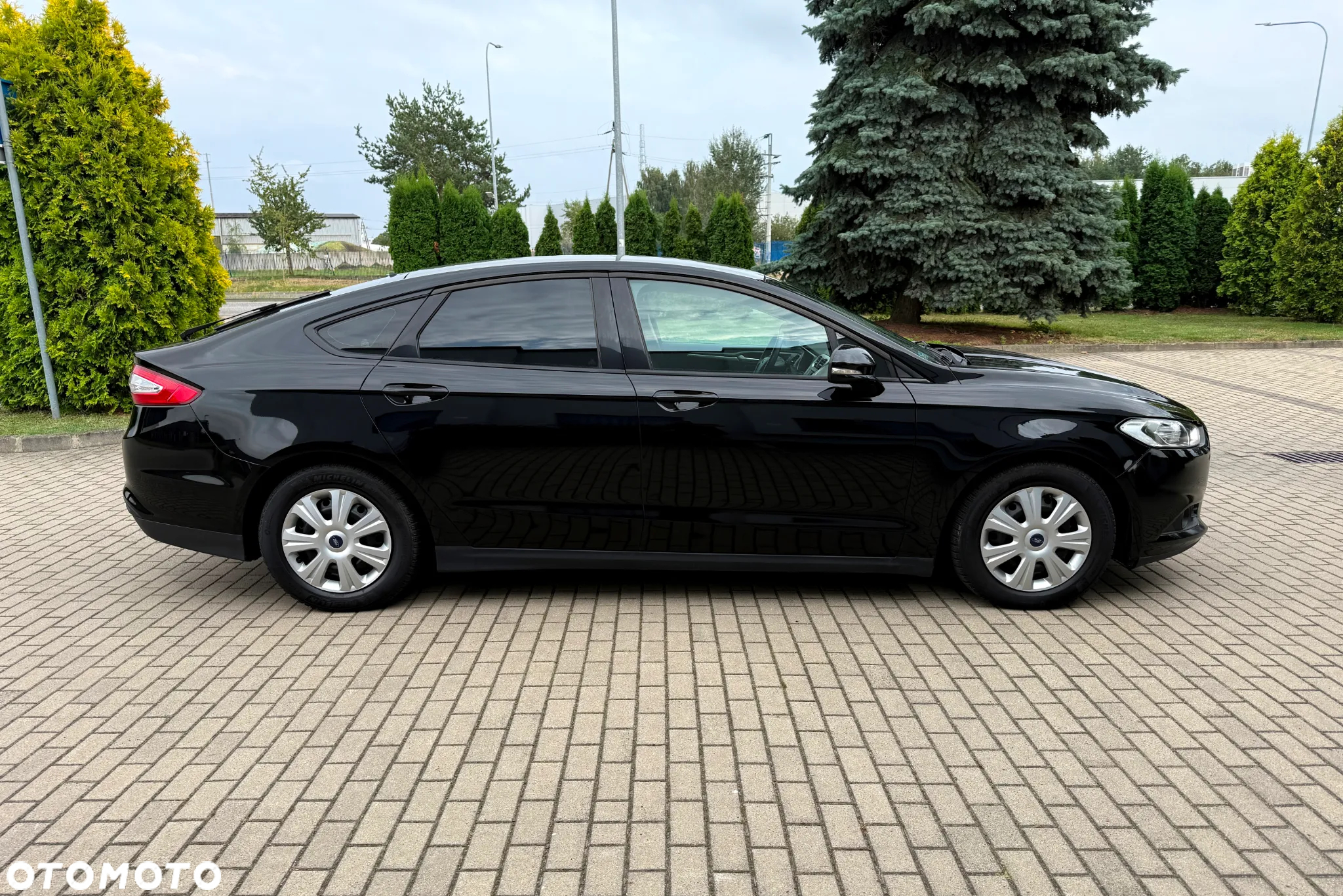 Ford Mondeo 1.5 EcoBoost Gold Edition - 11