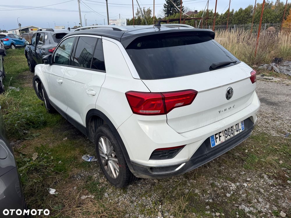 Volkswagen T-Roc - 4
