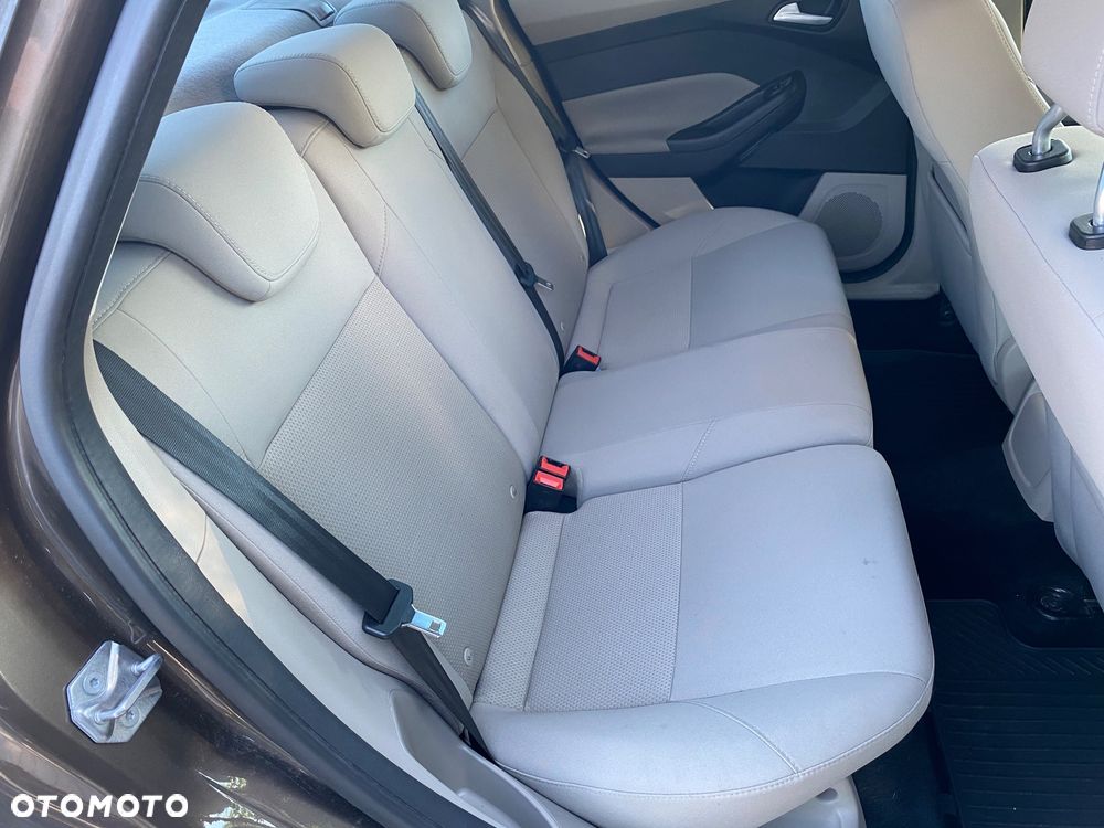 Ford Focus 1.6 Trend - 20
