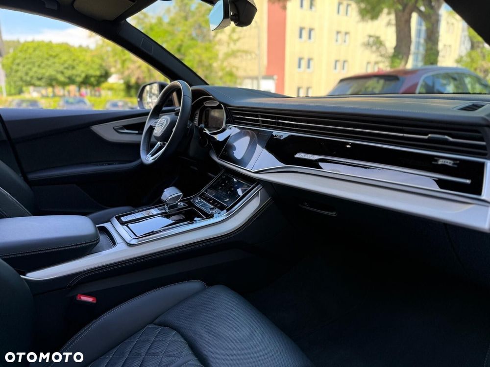 Audi Q8 50 TDI mHEV Quattro Tiptronic - 28