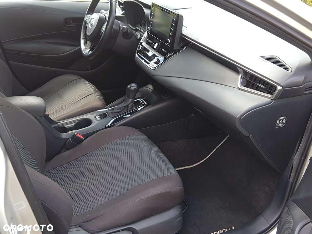 Toyota Corolla - 8