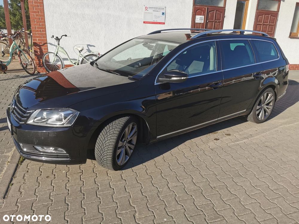 Volkswagen Passat 2.0 TDI DPF BlueMotion Technology Highline - 5